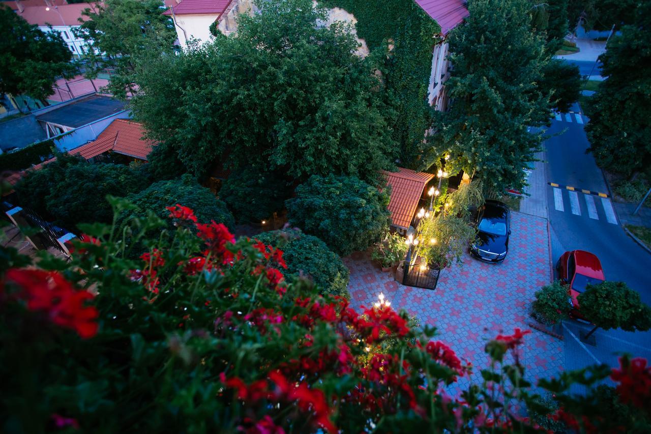 Hotel Central Sala ภายนอก รูปภาพ
